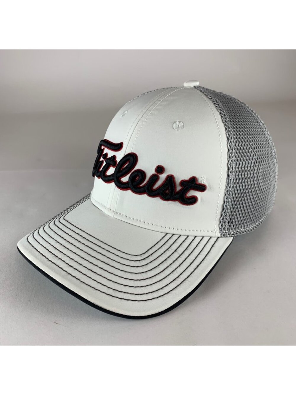 Titleist Golf Mens White Strapback Trucker Hat